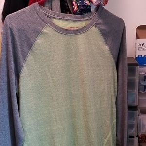 Dry Tek shirt with thumb holes in sleeves